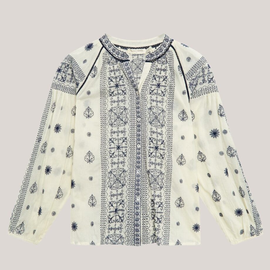 Elegant Hvid Bomuldsbluse med Blåt Print fra Masion Hotel